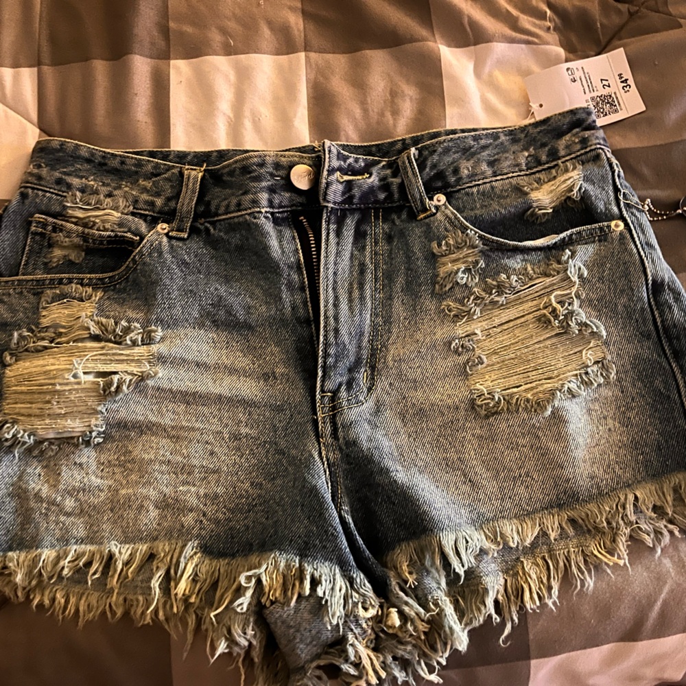 Ford cut off shorts - Picture 2 of 2
